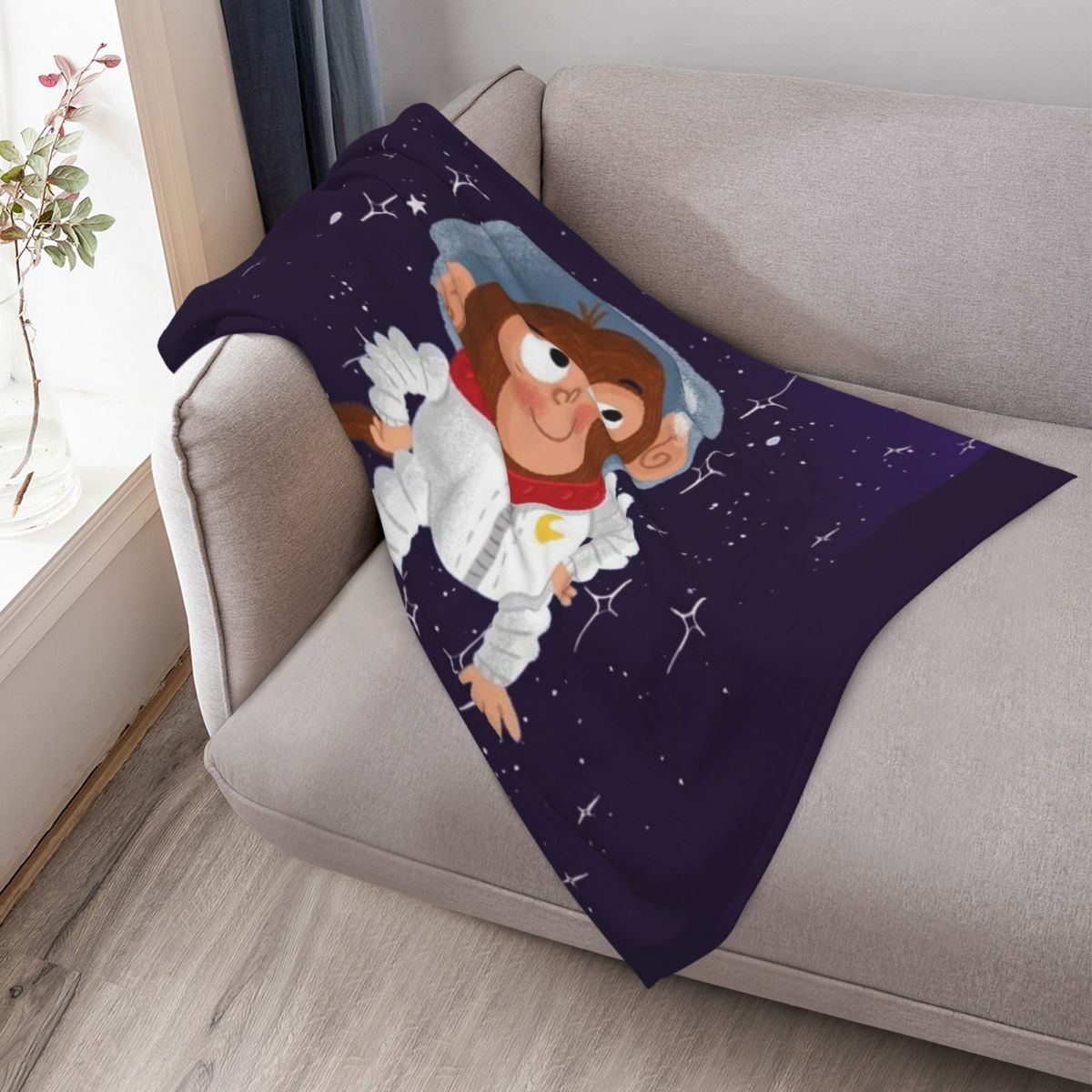 بطانية فاخرة بتصميم قرد في الف - مراجعة Space Blanket Heavy وسعره