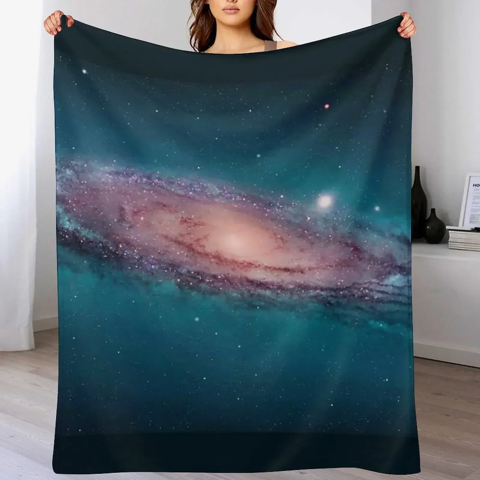 مجرة أندروميدا، الفضاء، الفيزي - مراجعة Space Blanket Heavy وسعره