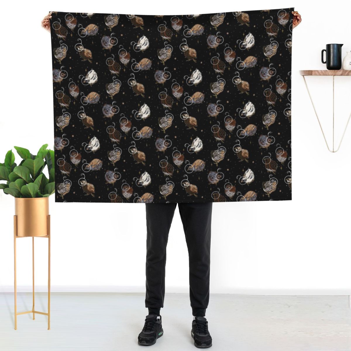 بطانية رمي بنقشة السمان الفضائ - مراجعة Space Blanket Heavy وسعره